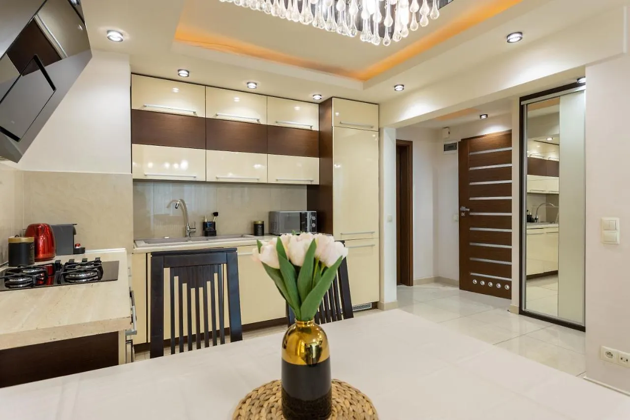 Golden Apartments Warsaw - Top Location - Grzybowska 5