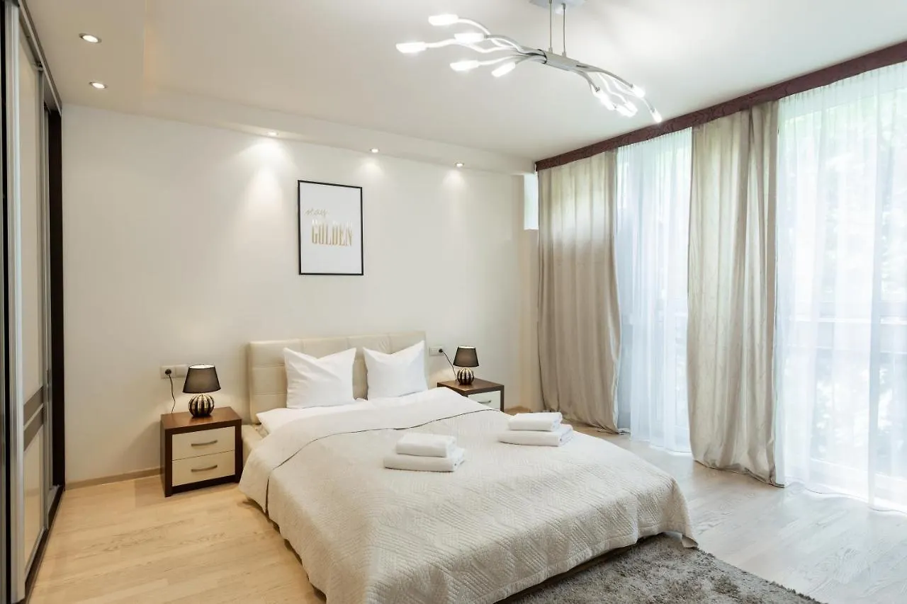 Golden Apartments Warsaw - Top Location - Grzybowska 5