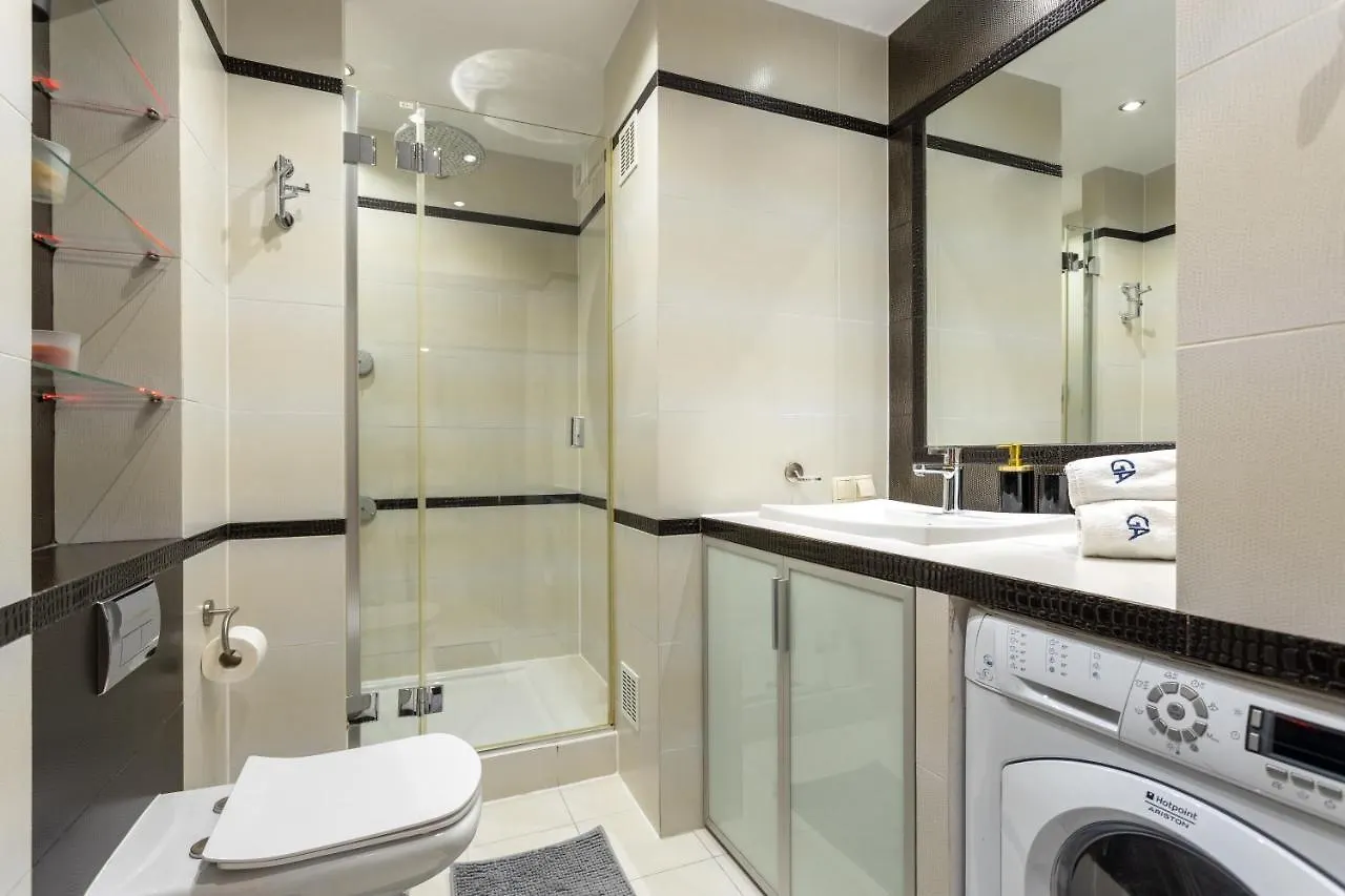 Golden Apartments Warsaw - Top Location - Grzybowska 5